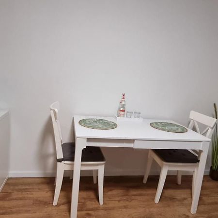 Studio Apartment Naehe S-Bahn Inklusive Parkplatz Oberesslingen Eksteriør bilde